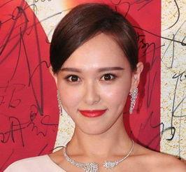女明星网红喷口水视频,行为是否失当？