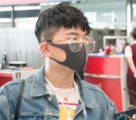 接机明星网红叫什么来着,揭秘神秘名字背后的故事