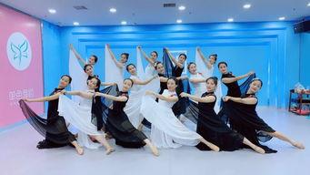 明星网红跳火爆的舞,明星纷纷效仿，热潮席卷全网！