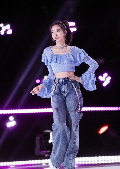 明星网红跳火爆的舞,明星纷纷效仿，热潮席卷全网！