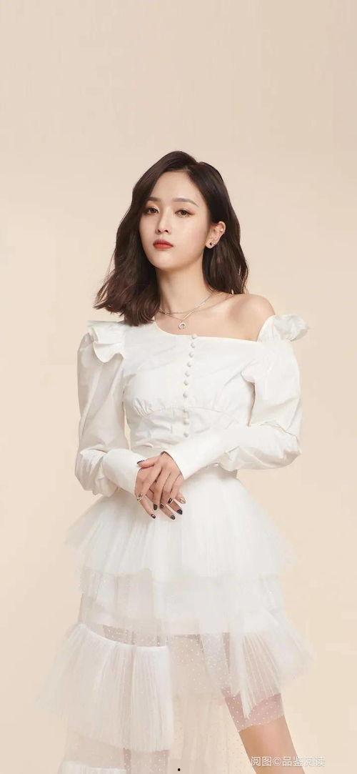 明星网红小姐是谁图片,网红小姐的真实身份，竟是当红明星！