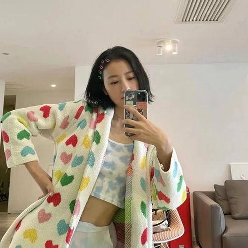 明星网红无领睡衣女,明星同款无领睡衣，时尚与舒适的完美融合