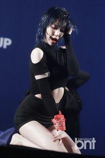 明星网红熊跳舞图片大全,网红明星舞蹈瞬间集锦