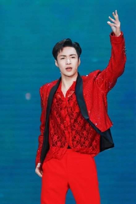 明星网红上春晚有哪些,璀璨星光闪耀舞台